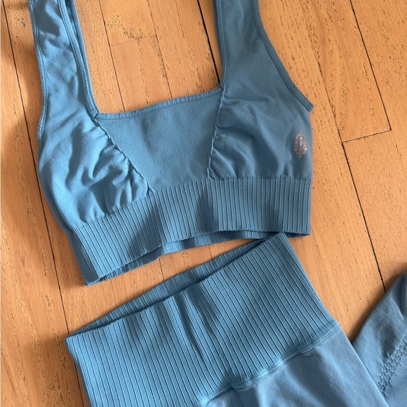 FP movement good karma Sports Bra and Leggings Set - Picture 2 of 4